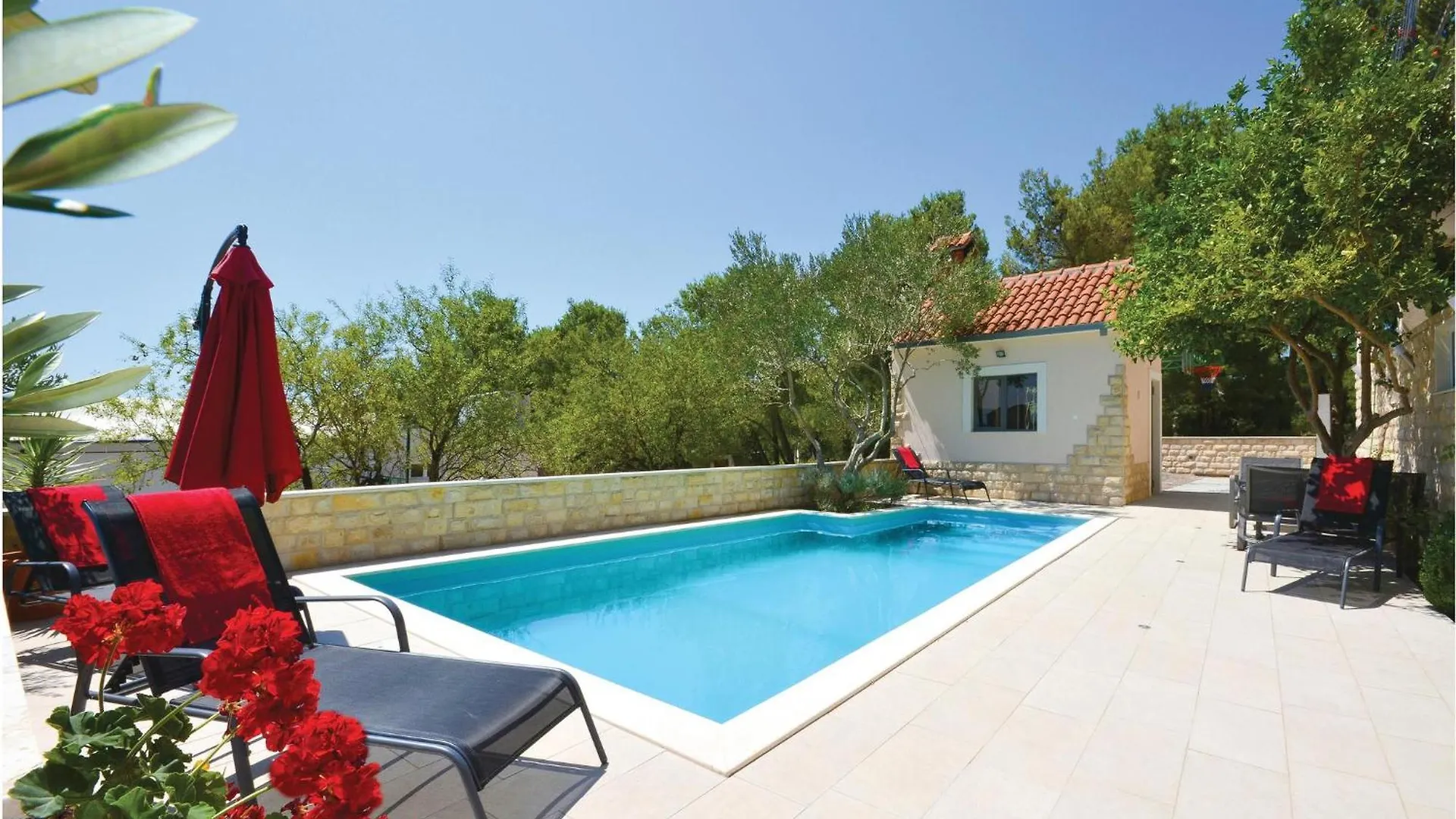 Gorgeous Home In Rudine With Wifi Rudine (Kastela)